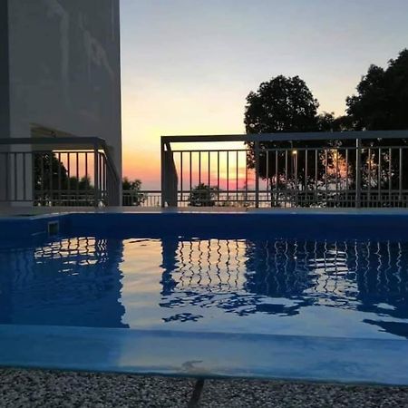 Homestay Alfaruqi Kuantan @Sutravilla Kültér fotó