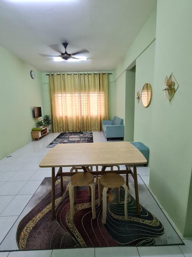 Homestay Alfaruqi Kuantan @Sutravilla Kültér fotó